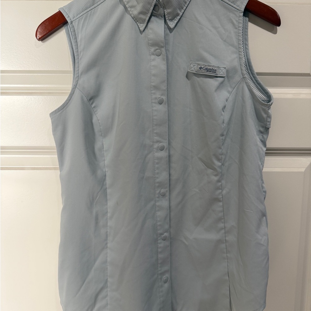 Columbia PFG Short-Sleeve Performance Shirt in Light Blue